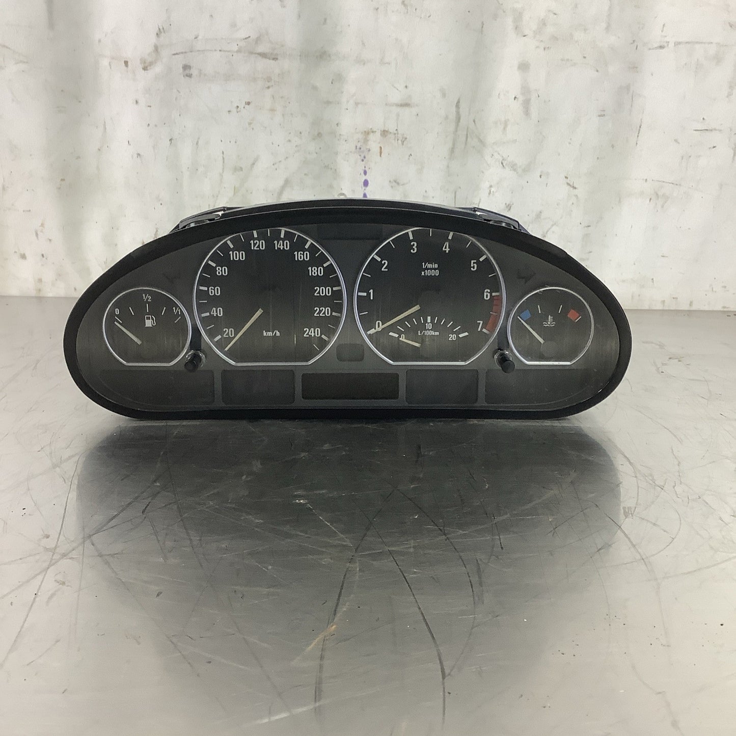 BMW E46 Instrument Gauge Cluster 4 Door Manual 340K KPH 01-05 323 325 328 330