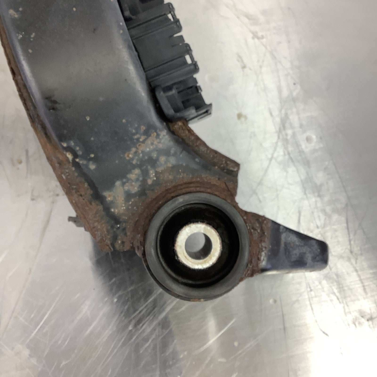 BMW E36 318 320 323 325 328 Rear Axle Carrier LSD Differential Housing Subframe
