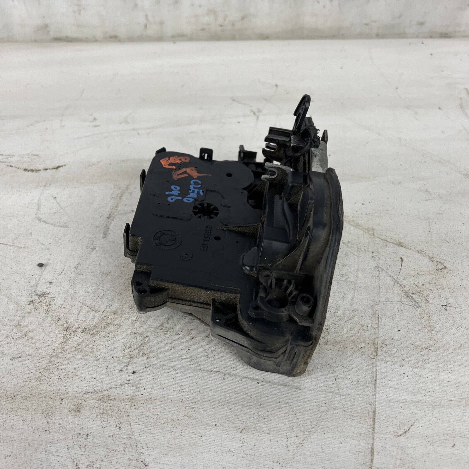 06-13 OEM BMW E90 E92 328 335 330 Front Right Door Lock Latch Actuator OEM