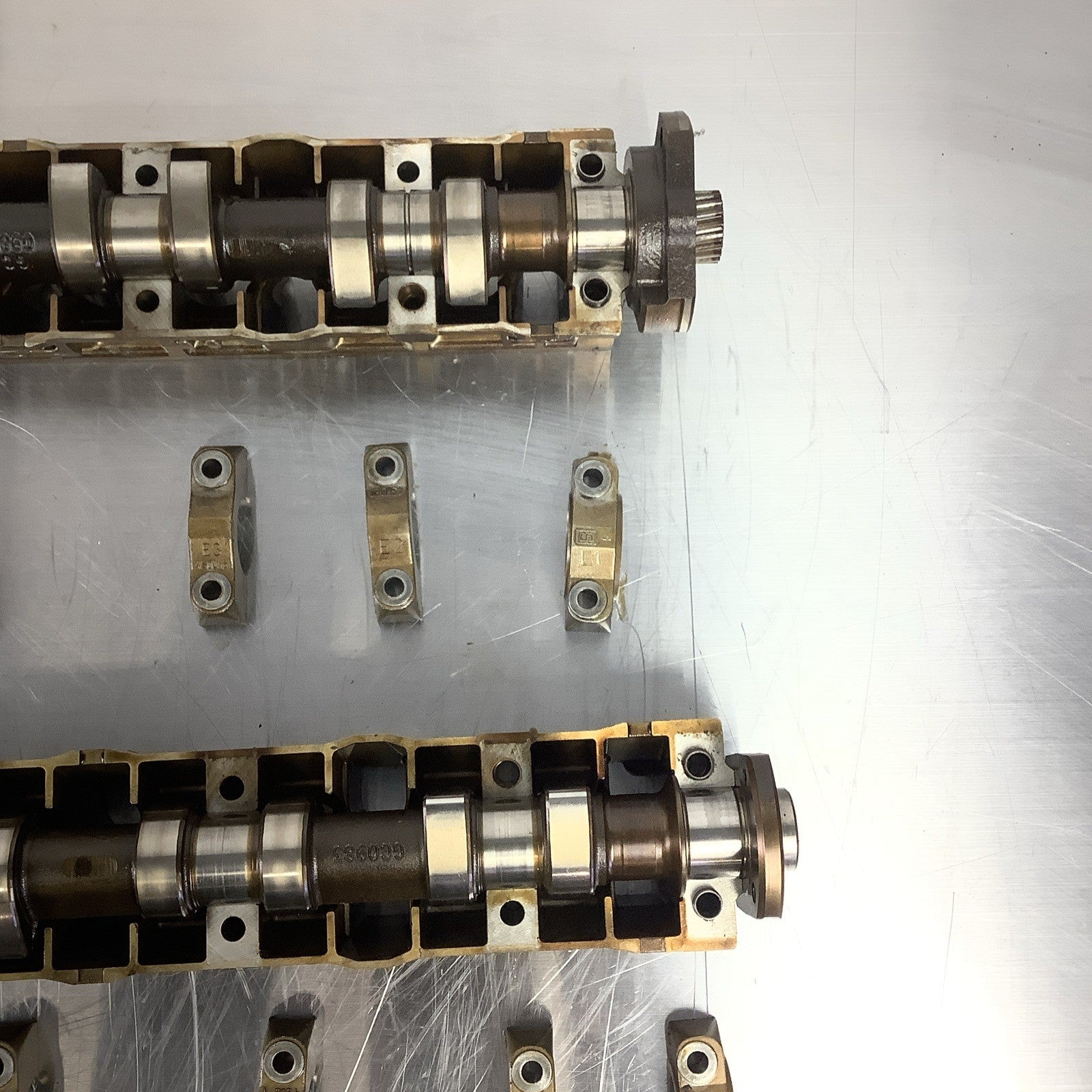 E36 328 BMW M52B28 Exhaust Intake Camshaft Pair Single Vanos With Trays