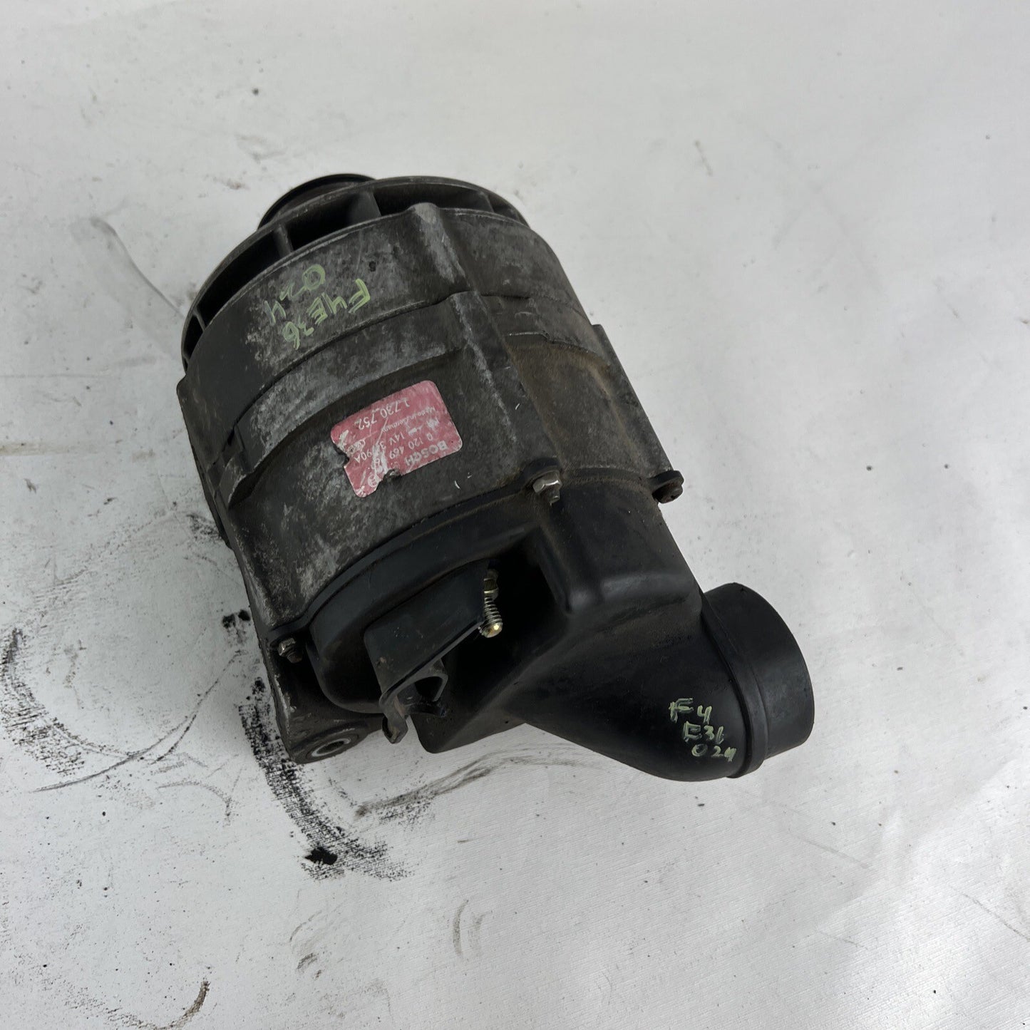 Alternator For BMW 325i 1991-1992 2.5L engine OEM Bosch