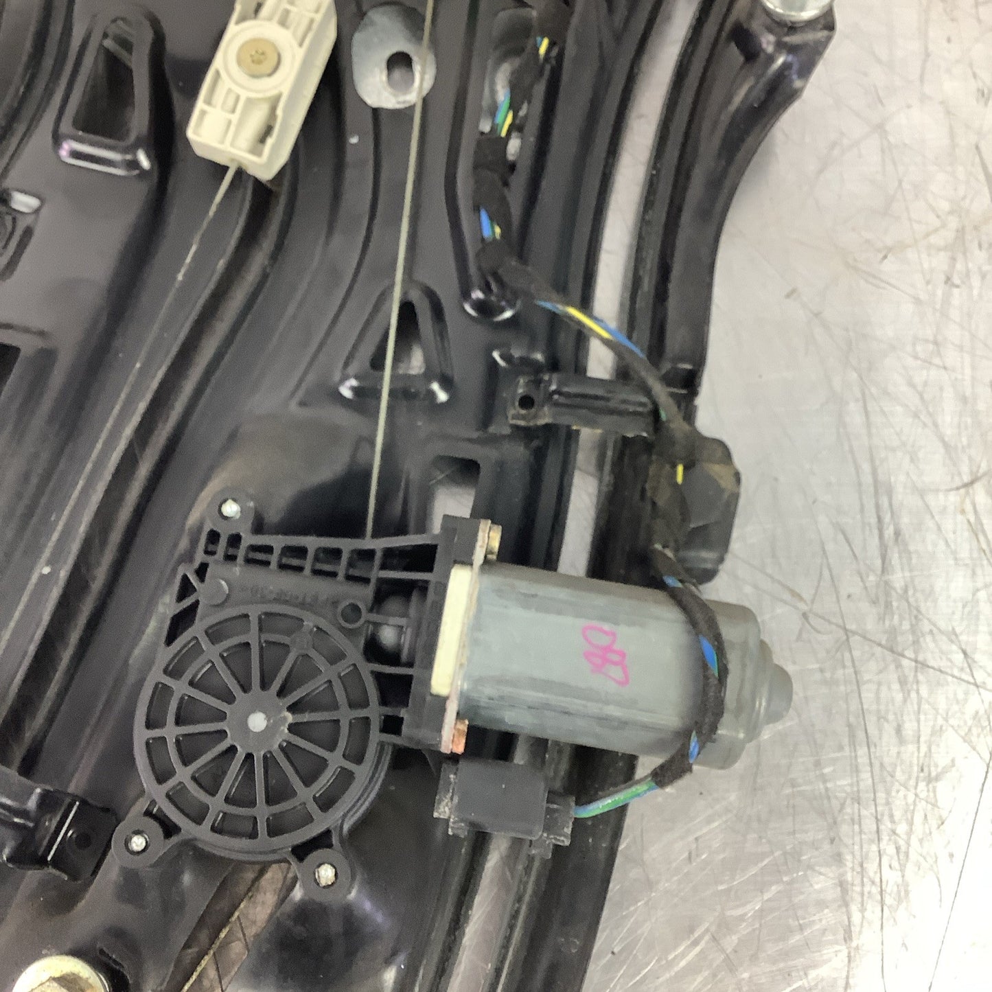 ✅ 01-06 OEM BMW E46 M3 Convertible Rear Left Driver Side Window Lift Regulator