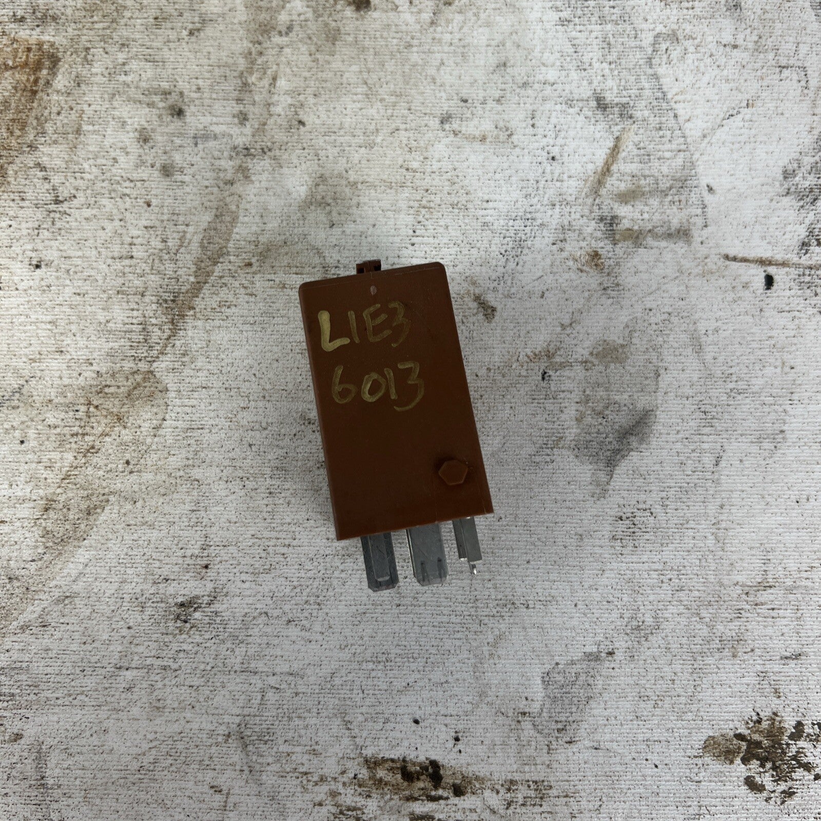 BMW E30 E32 E34 325 535 Crash Alarm Sensor Module Brown 1384732 OEM F1