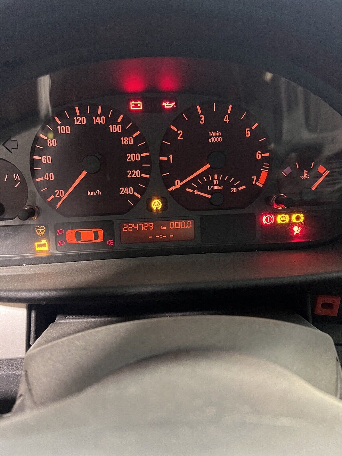 99- 05 BMW 325i E46 INSTRUMENT CLUSTER GAUGES 6932894 MANUAL 224 k KPH