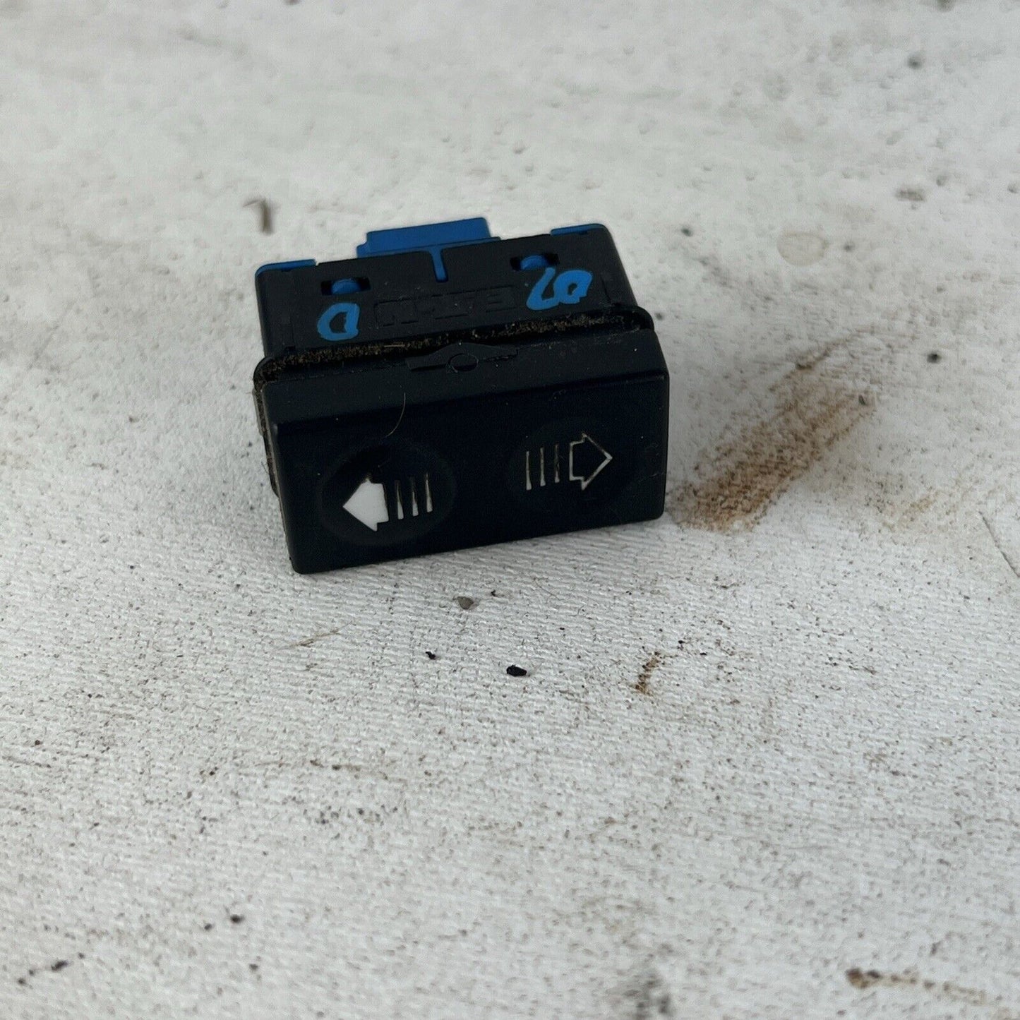 ⭐ 92-99 Bmw E36 3 Series Central Window Glass Lifter Switch Button Blue Conv Oem