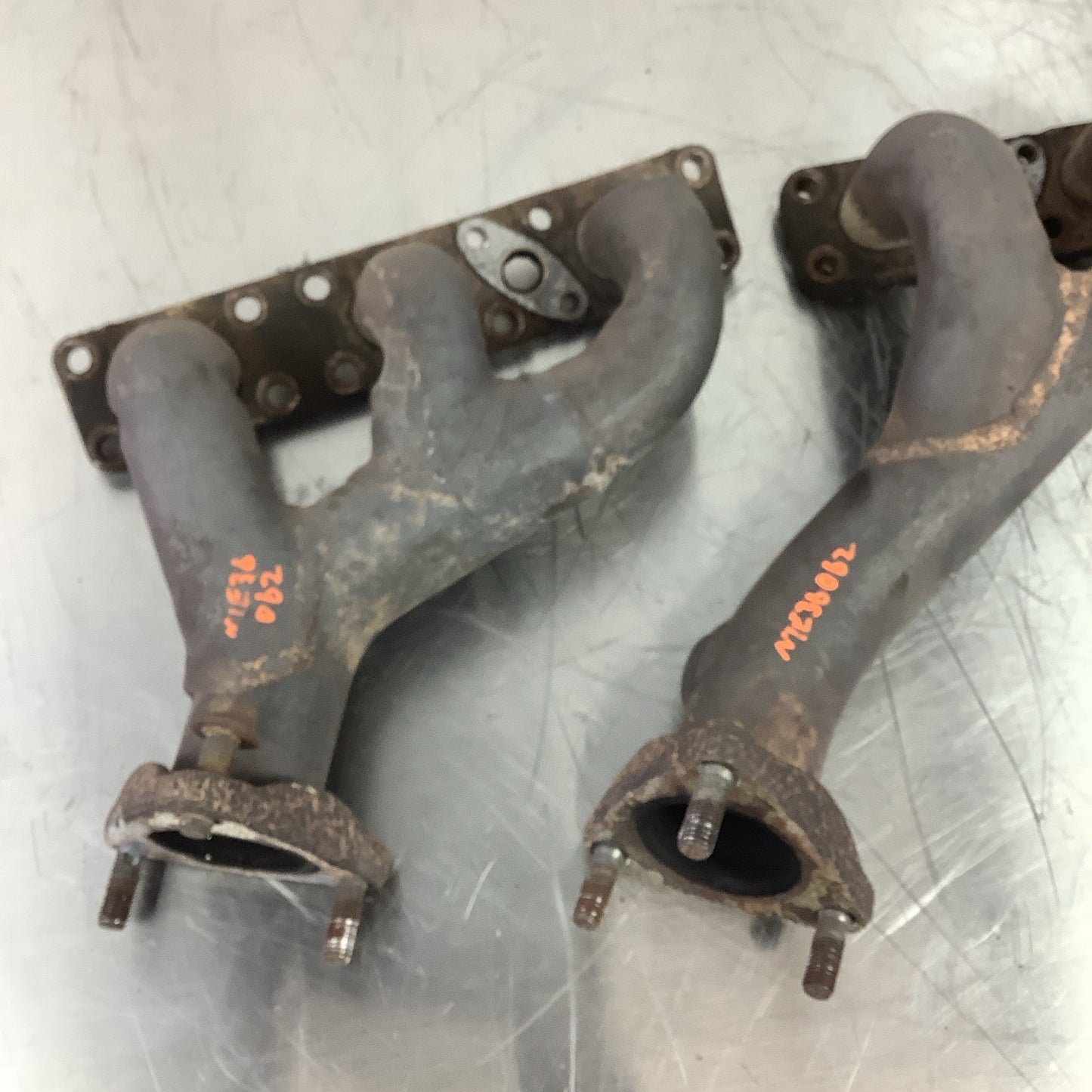 BMW E36 S50 S52 M52 ENGINE EXHAUST MANIFOLD HEADERS OEM  1744251 1744250 #062