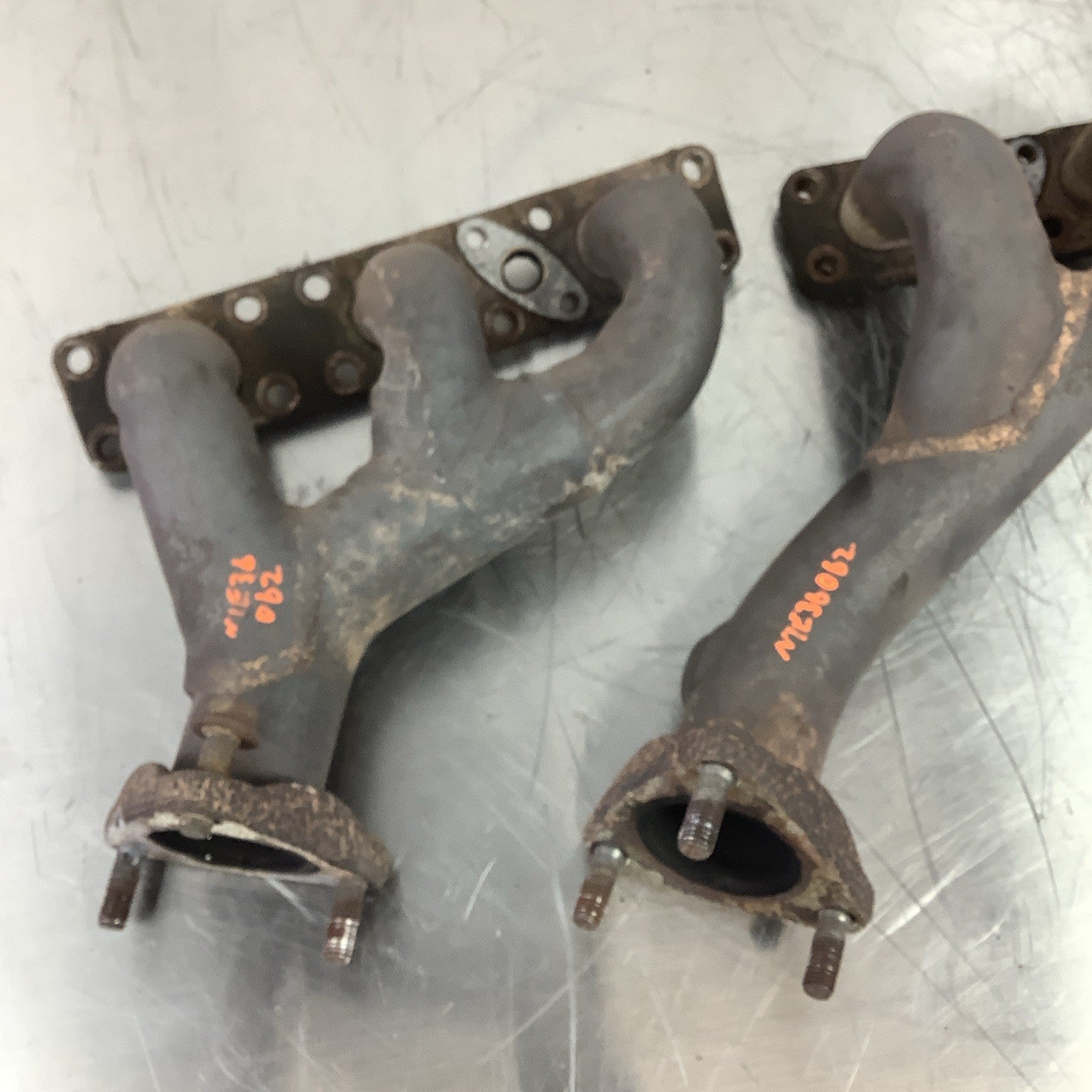 BMW E36 S50 S52 M52 ENGINE EXHAUST MANIFOLD HEADERS OEM  1744251 1744250 #062