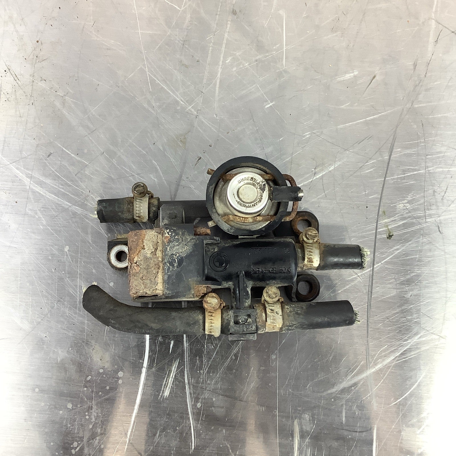 BMW 3 E46 DIRECTIONAL CONTROL VALVE 1438795 13311438795 ORIGINAL USED