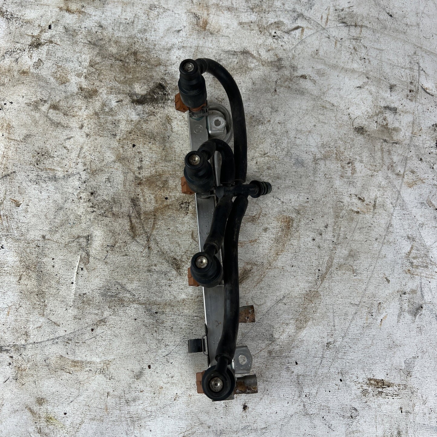 Used 1995-2000 BMW E36 318i 318ti M44 Fuel Rail w/ Injectors 1433519 0280151053