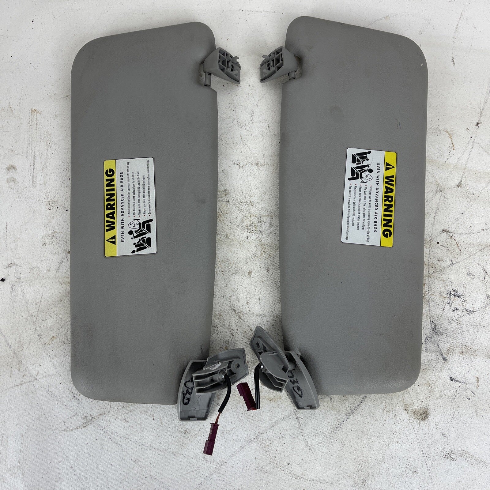 04-10 BMW 530i 525i 545i 535i 550i 528i  E60 Shade Sun Visor Left Right Set Gray