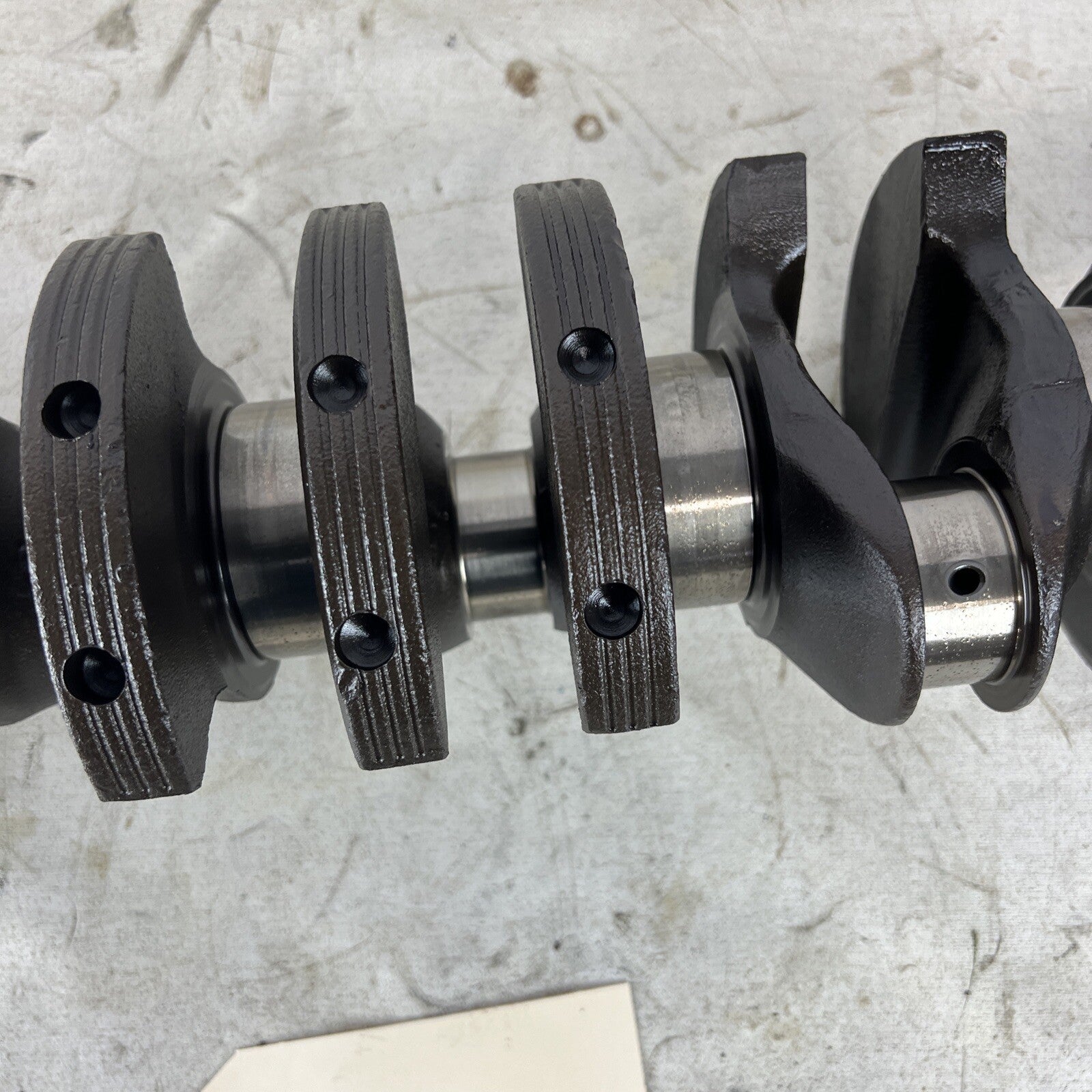 93-95 BMW E36 325is Iron Black Crankshaft 1714481 OEM