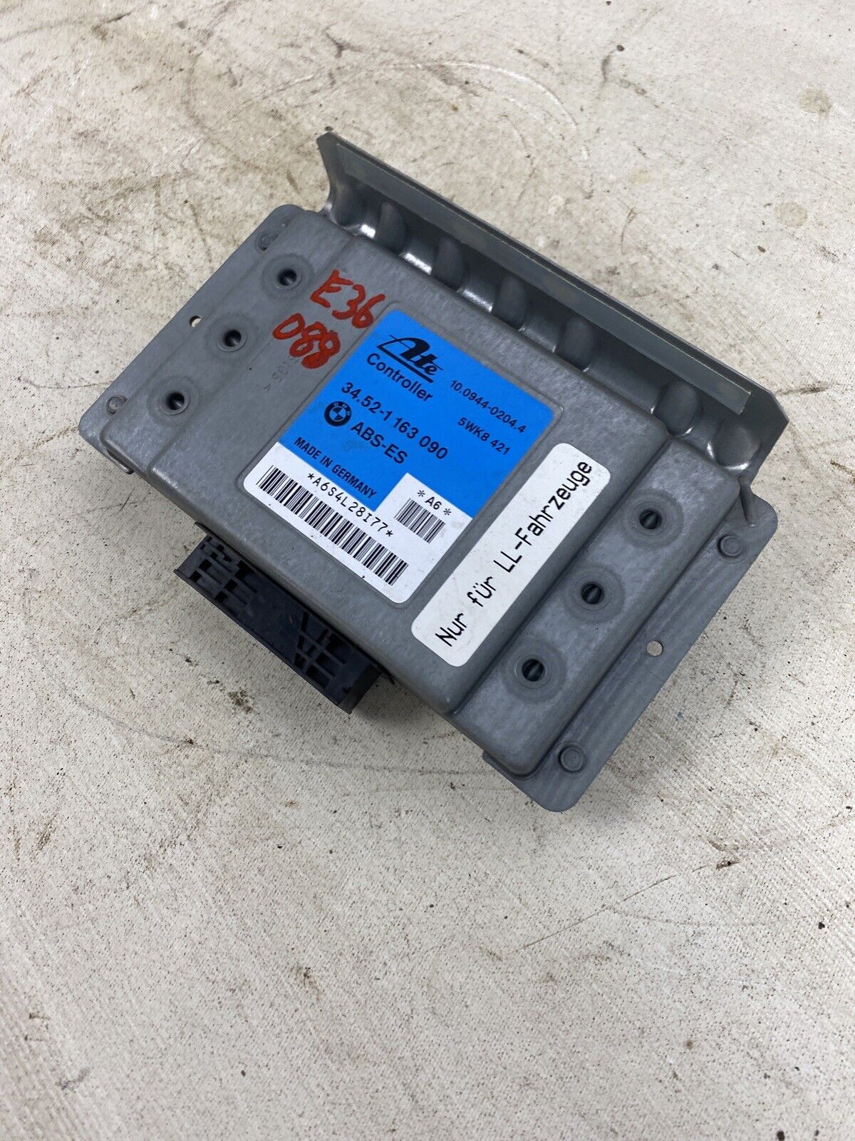 E36 BMW 3 series 318i ABS control Module OEM early model