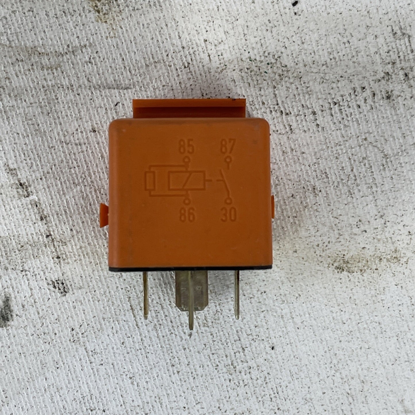 BMW Bosch Orange Relay 61368373700