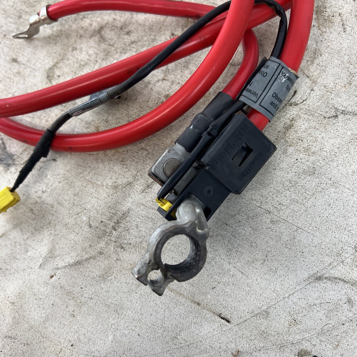 99-06 BMW E46 3 Series Rear Positive Batter Cable Terminal Junction Genuine OEM