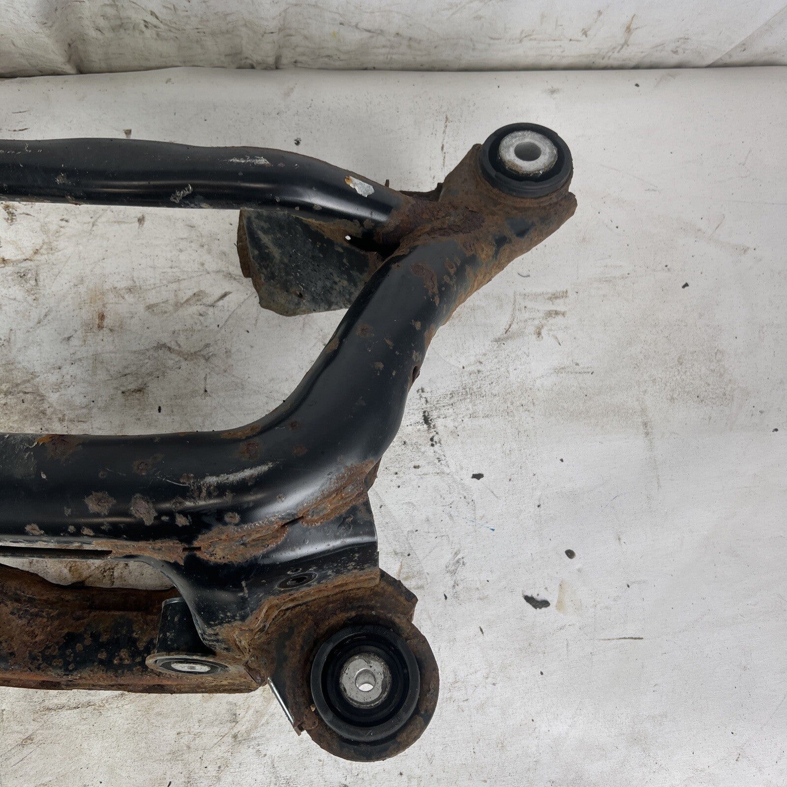 98-06 BMW E46 3 Series Rear Axle Subframe K-Frame Carrier Cradle Asembly OEM✅