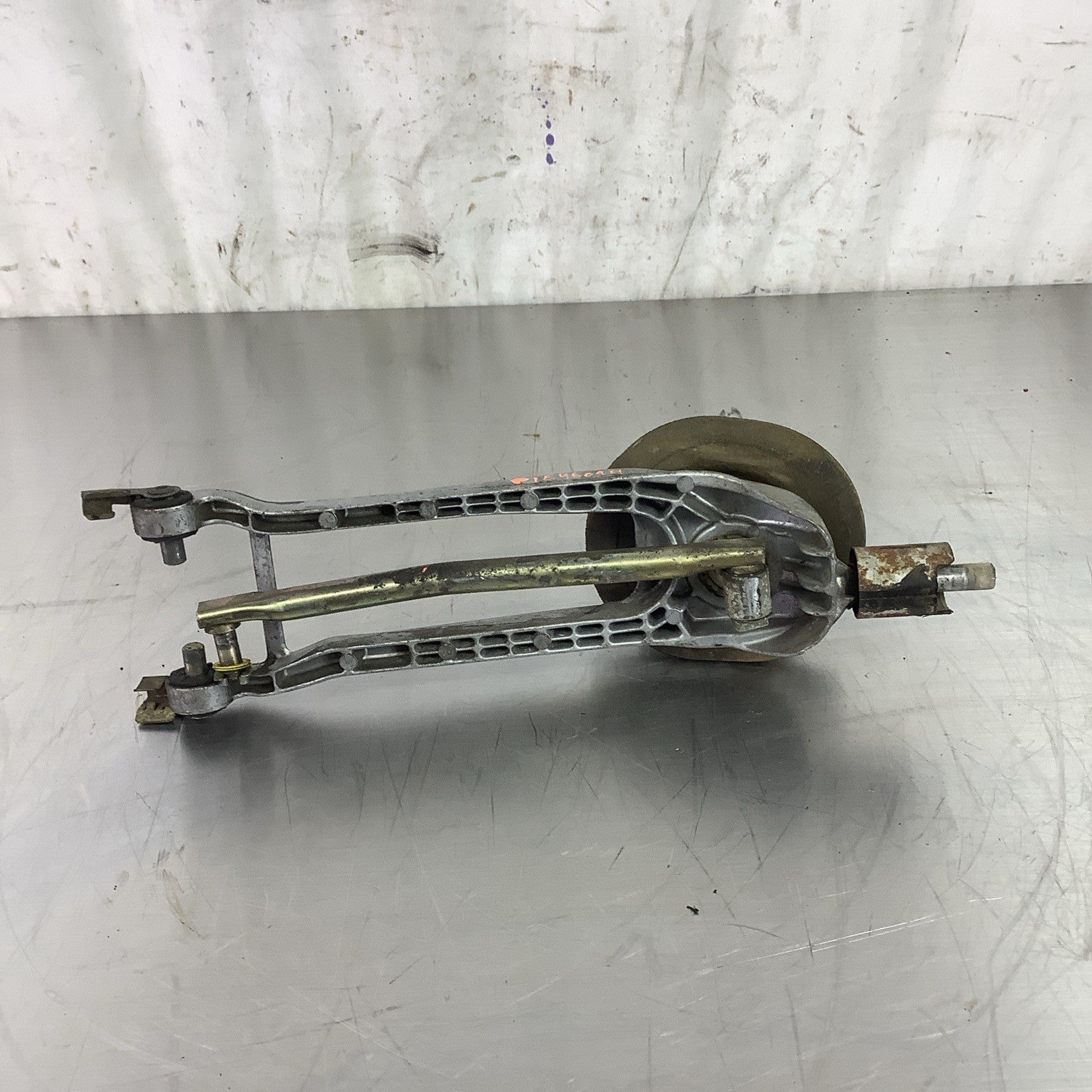 BMW E46 330xi M54 5 SPEED MANUAL TRASMISSION GEAR LINKAGE SHIFTING SHIFT ARM