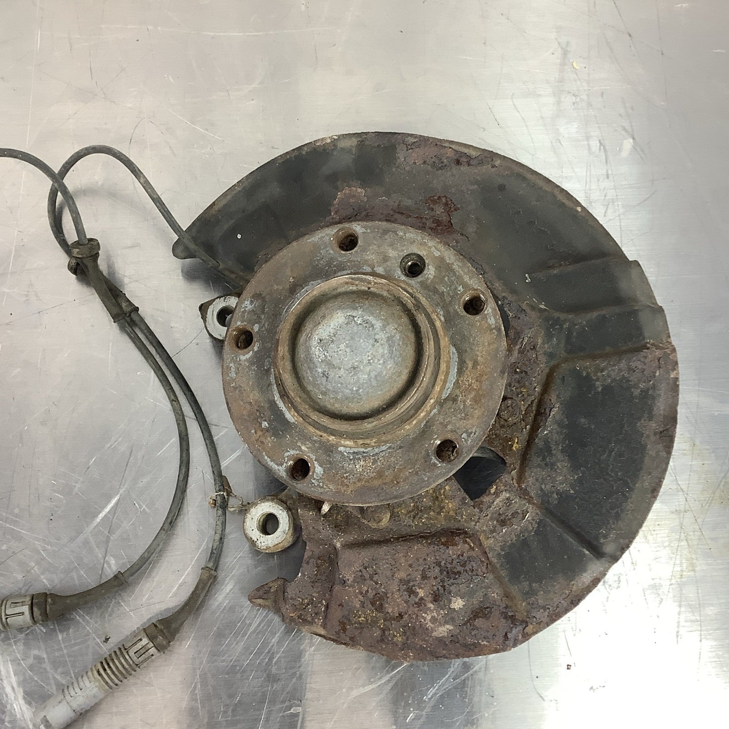 BMW E36 318 323 325 328 FRONT PASSENGER & DRIVER WHEEL HUB KNUCKLE SPINDLE