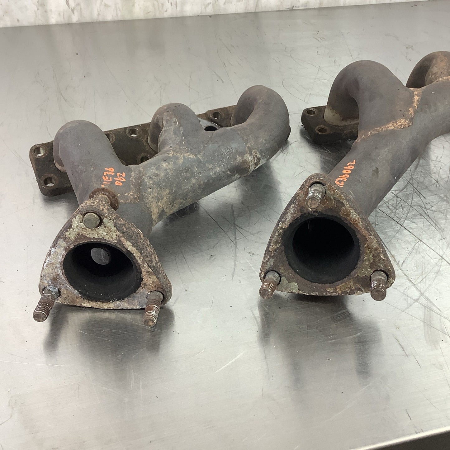 BMW E36 S50 S52 M52 ENGINE EXHAUST MANIFOLD HEADERS OEM  1744251 1744250 #062