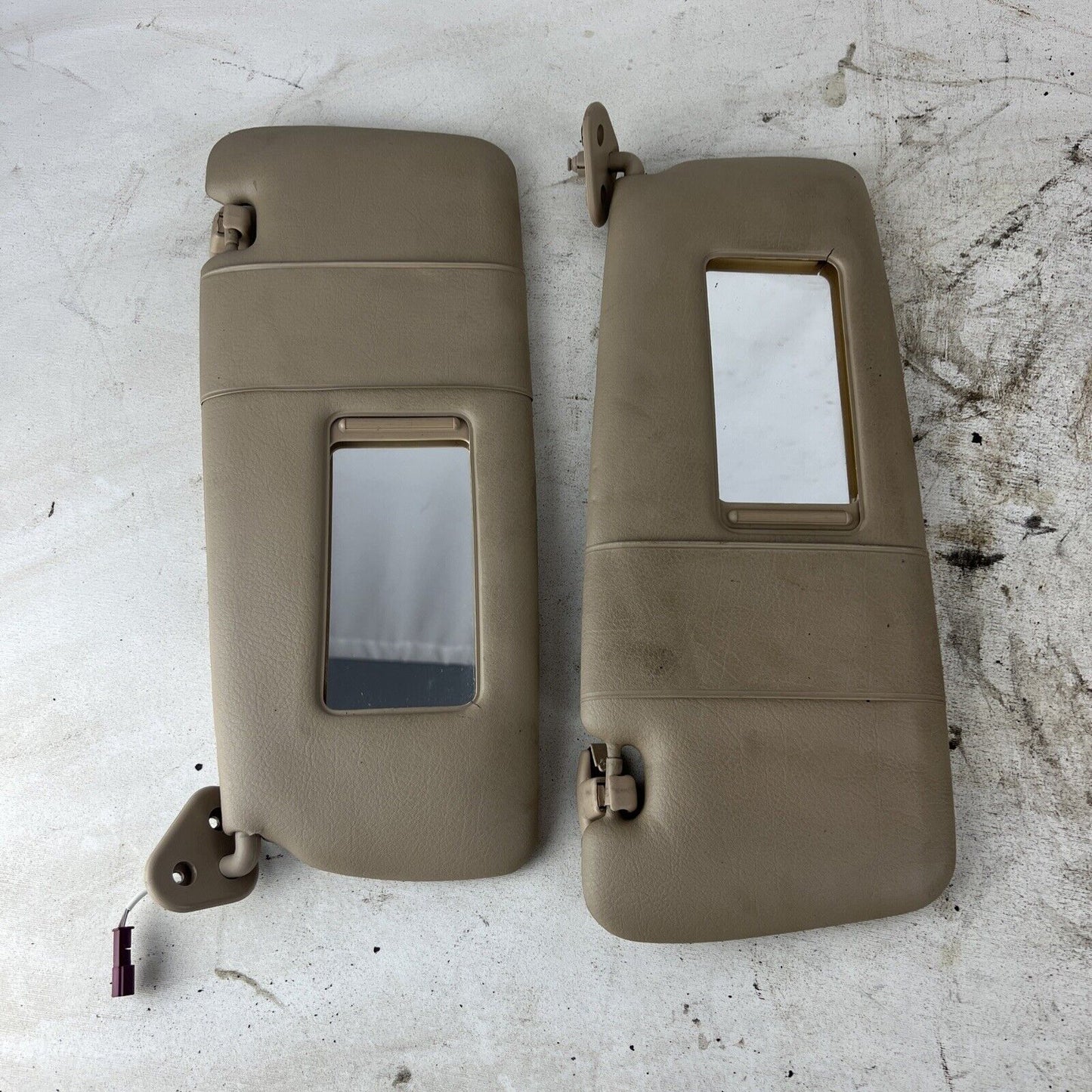 1999-2005 BMW 3-Series 325 330 E46 4-door Sunvisor Set Left Right Tan USED OEM