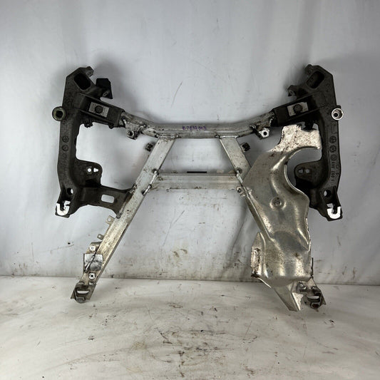 97-00 BMW 528I E39 2.8L L6 SUSPENSION CROSSMEMBER SUBFRAME ENGINE CRADLE OEM