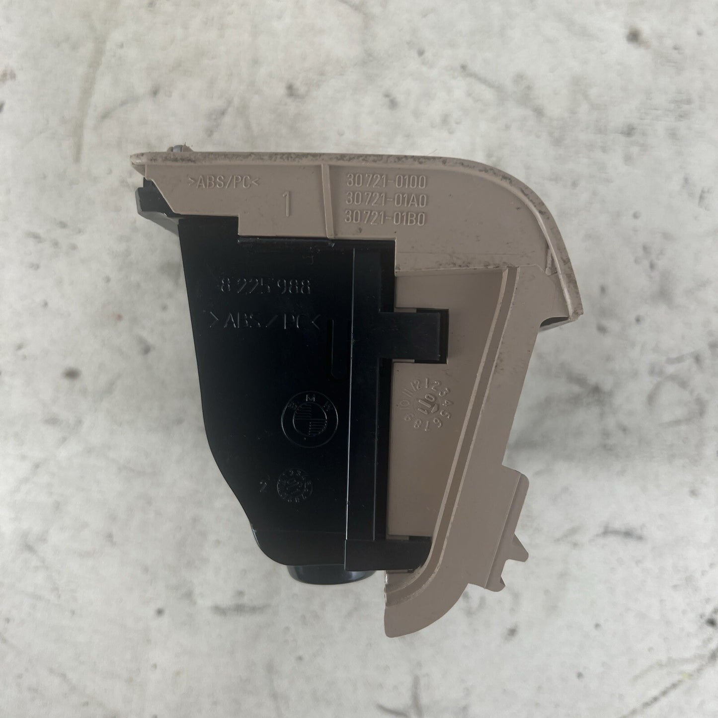 99-06 BMW E46 3 SERIIES 325I 330I REAR STORAGE CONSOLE ASH TRAY TAN OEM