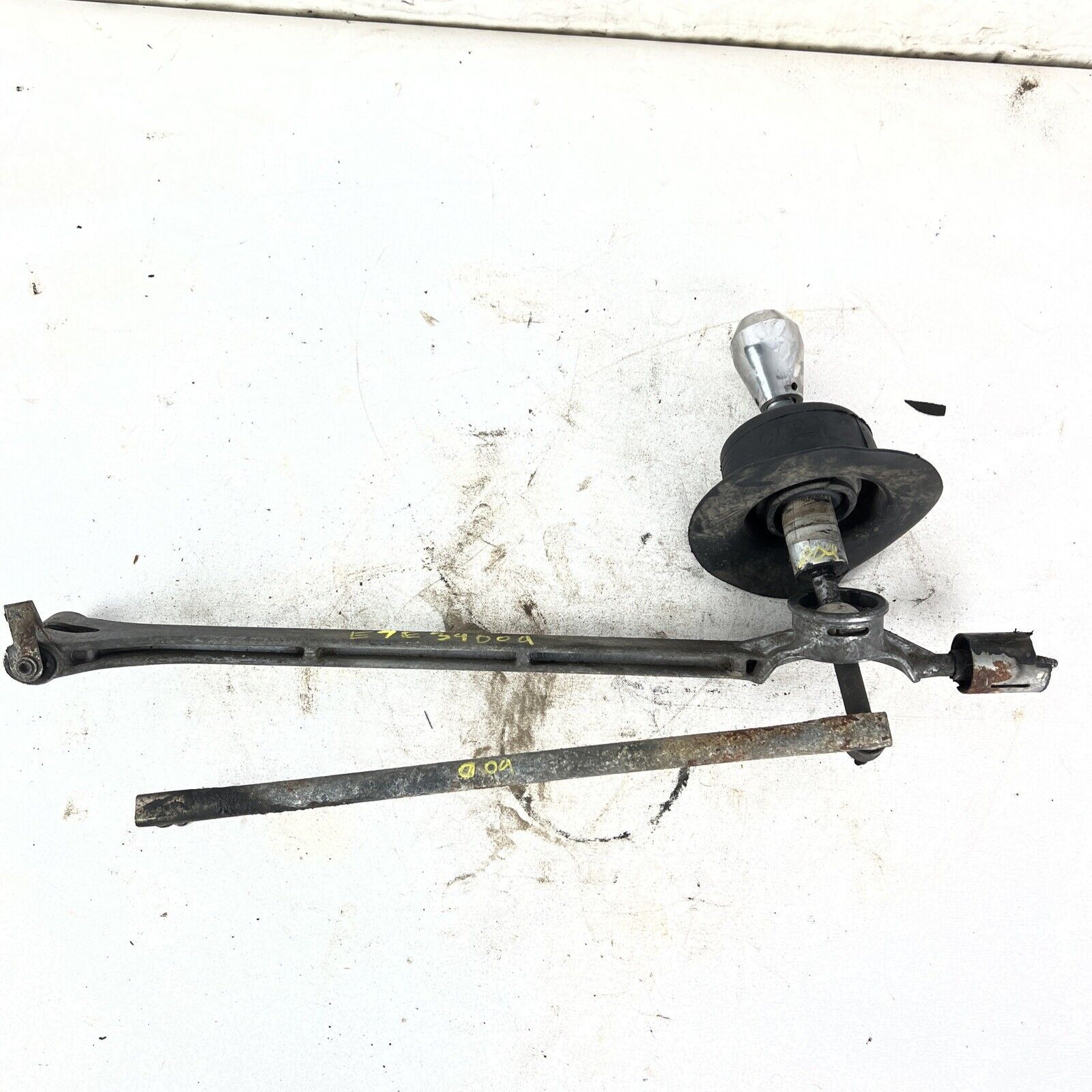 1999 2000 2001 2002 BMW 528I 530I E39 Manual Shift Linkage Shifter - 25111222724