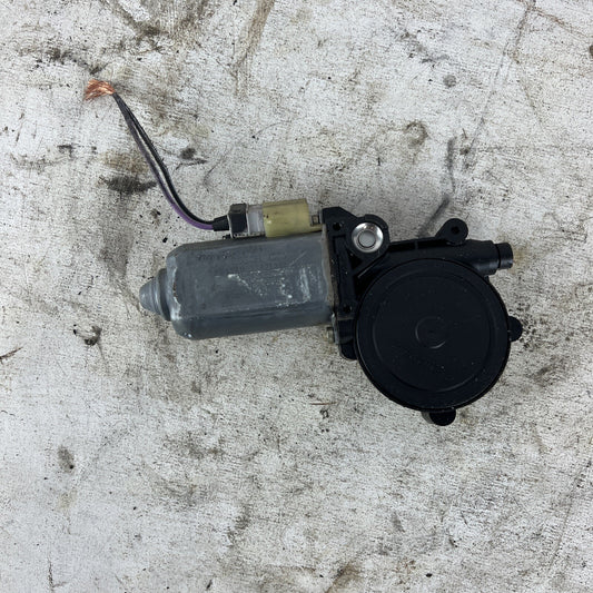 BMW E36 96-99 3-series Window Motor Part 0130821276  680-187498-000