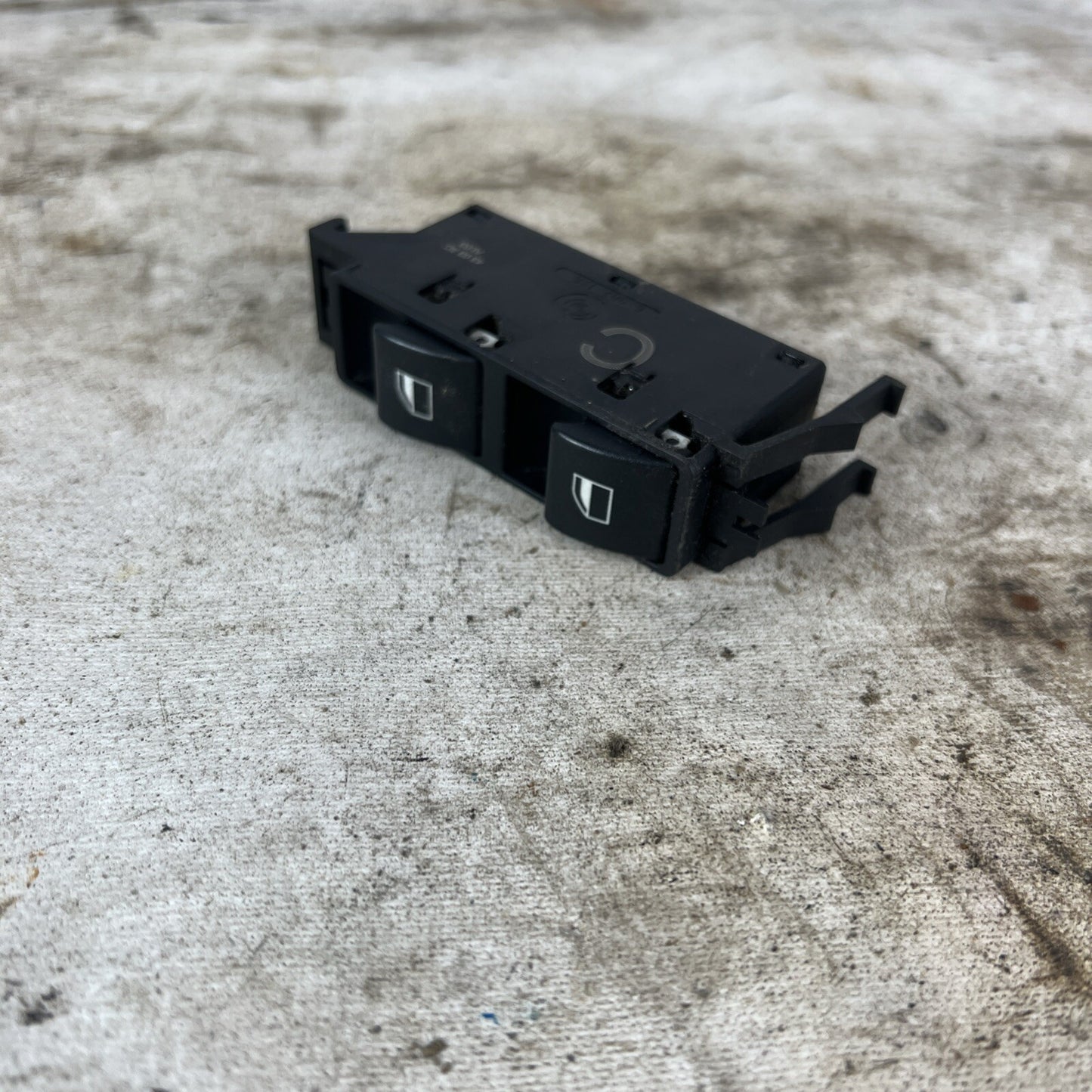 1999-2006 BMW E46 325i 328i 330i Ci M3 Window Switch RH Right Passenger OEM