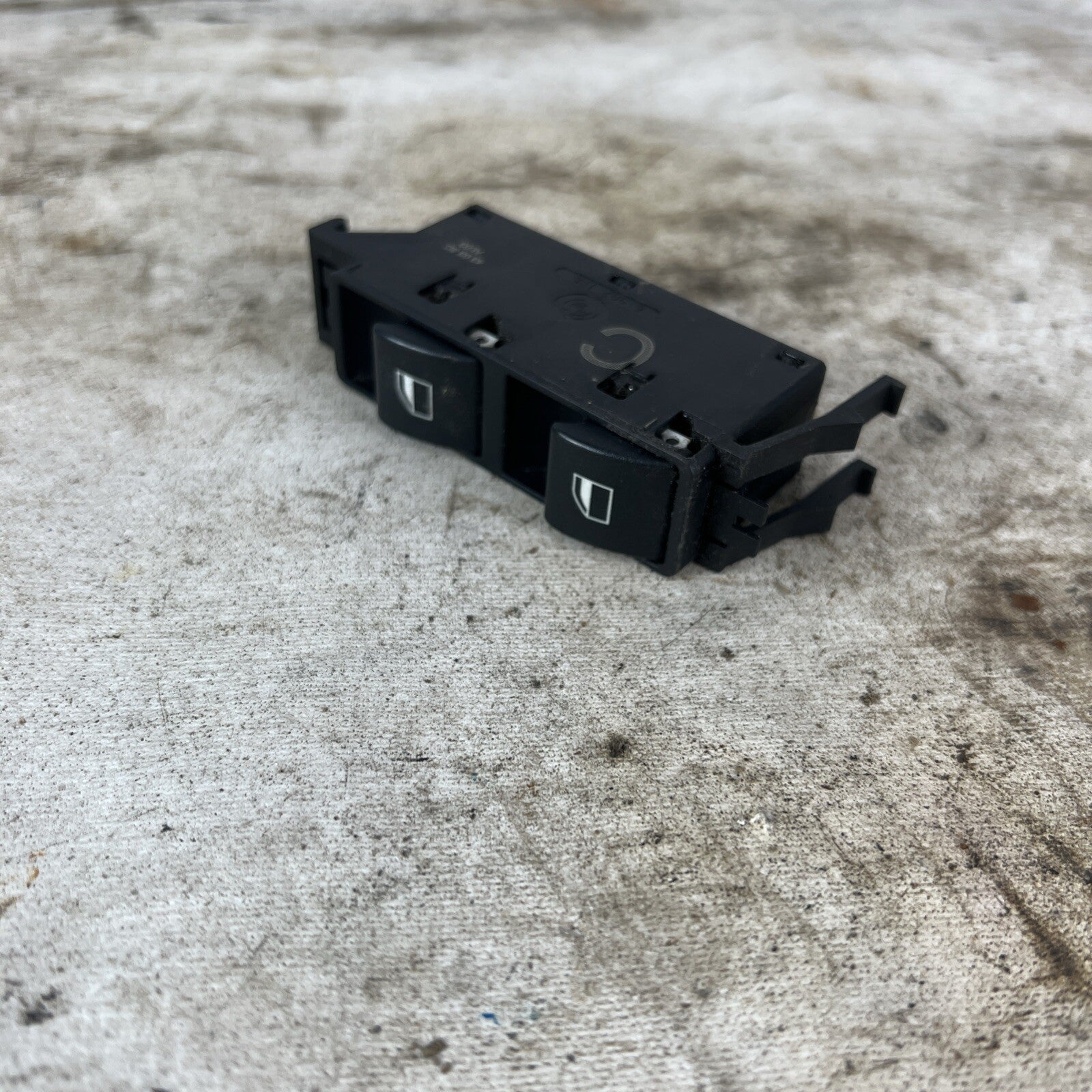 1999-2006 BMW E46 325i 328i 330i Ci M3 Window Switch RH Right Passenger OEM