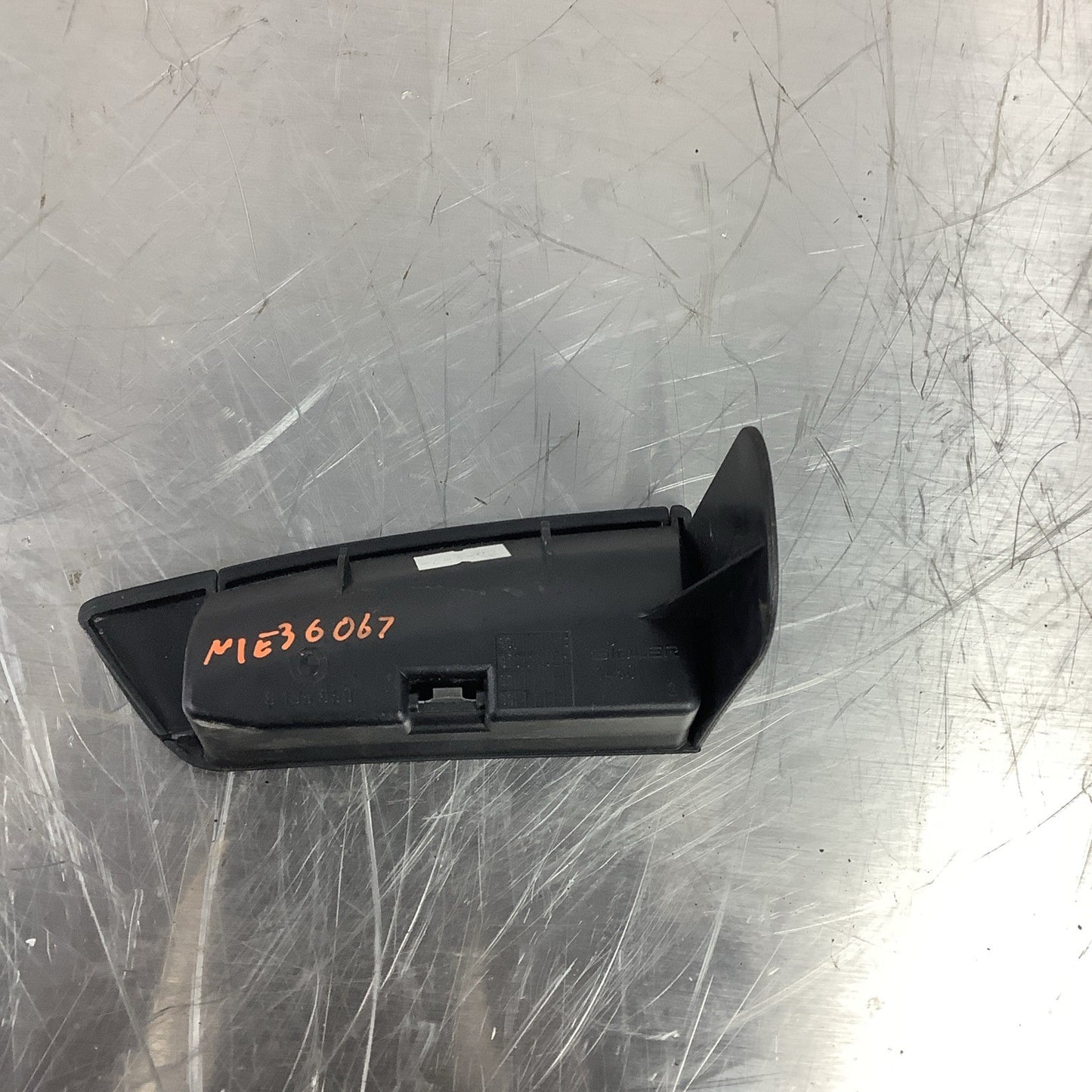 BMW E36 sedan OEM black door panel coin holder / tray #8135859 3-series 92-98