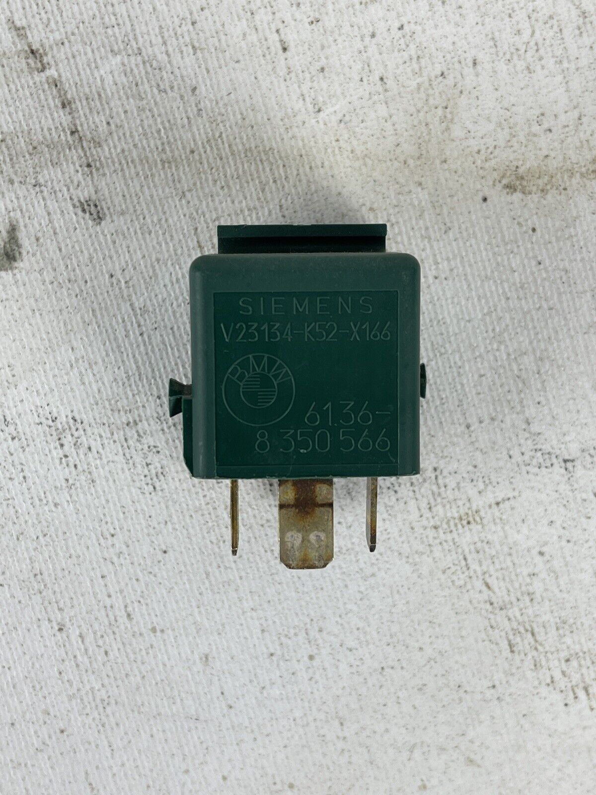 BMW DARK GREEN RELAY 61.36-8350566