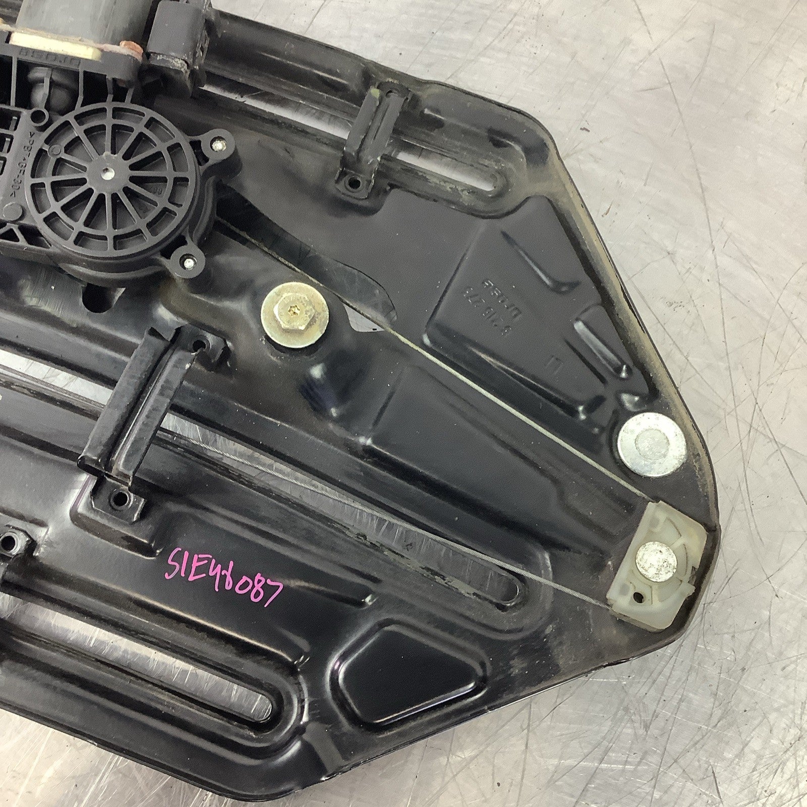 ✅ 01-06 OEM BMW E46 M3 Convertible Rear Left Driver Side Window Lift Regulator