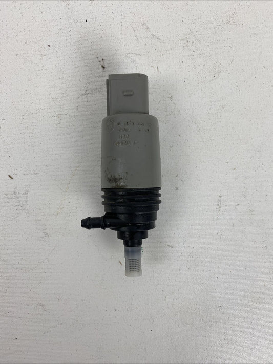 2006 2007 2008 BMW 750LI E66 - WINDSHIELD WASHER PUMP