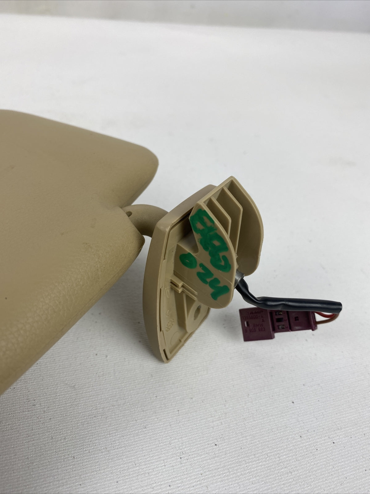 OEM BMW E60 525i 545i 04-10 Right Left Set Sun Visor Shade Mirror Tan 530 535