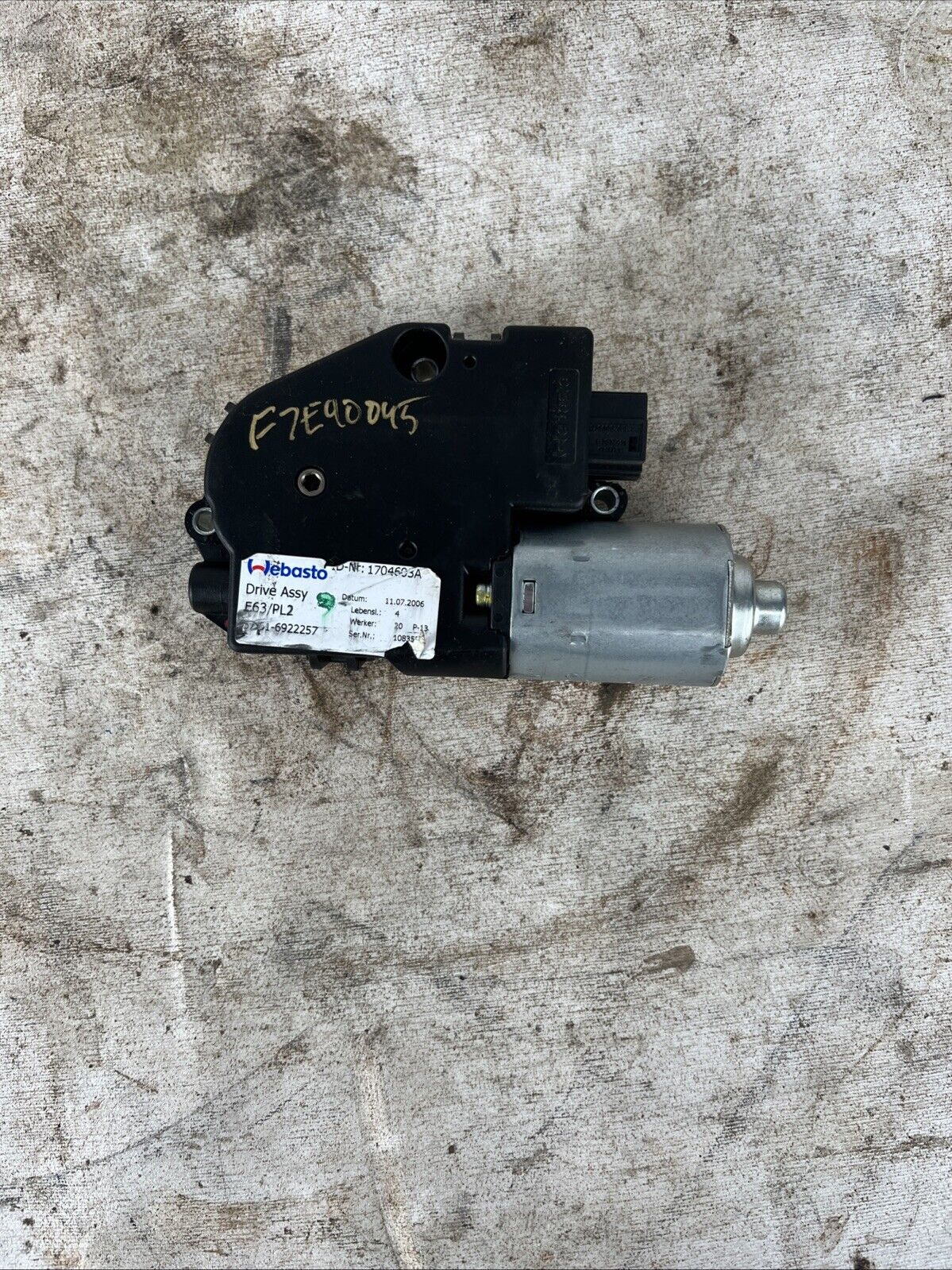 2006-2009 BMW E90 325I 3-SERIES SUNROOF MOTOR 67.61-6922257 OEM