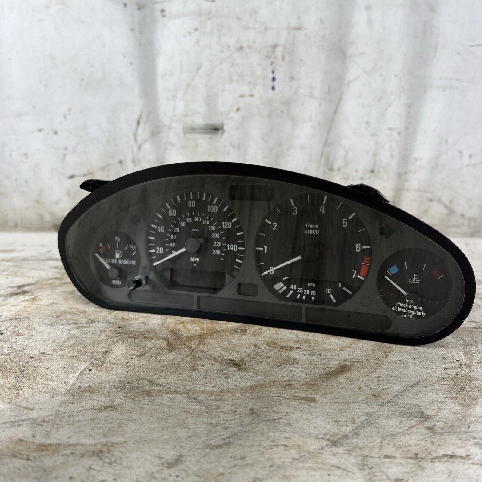 96-99 BMW E36 328i, 318 323 325, Dash Display Instrument Cluster Gauges 131K OEM