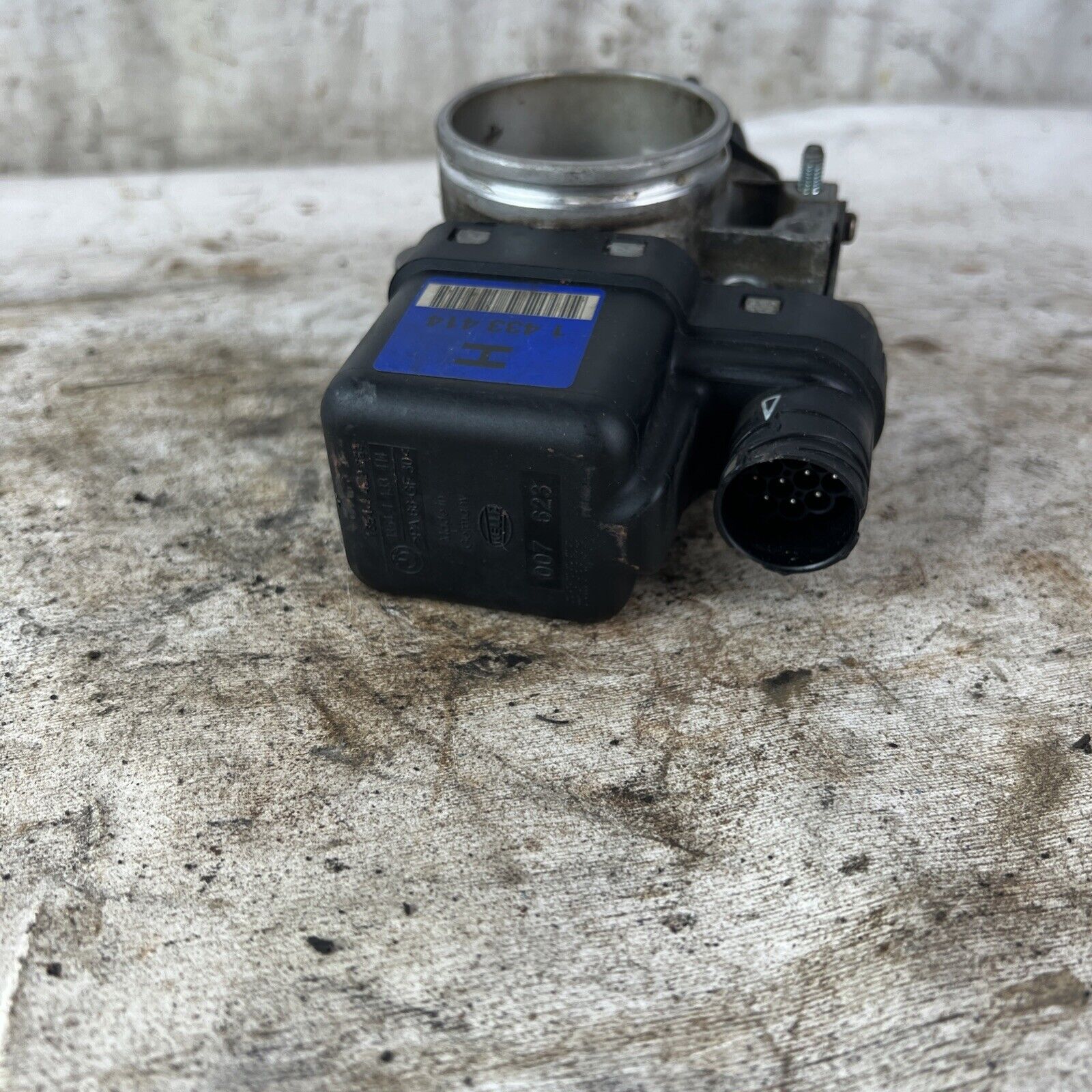 2000 BMW E46 328 323 E39 528i M52TU ENGINE THROTTLE BODY 1433414