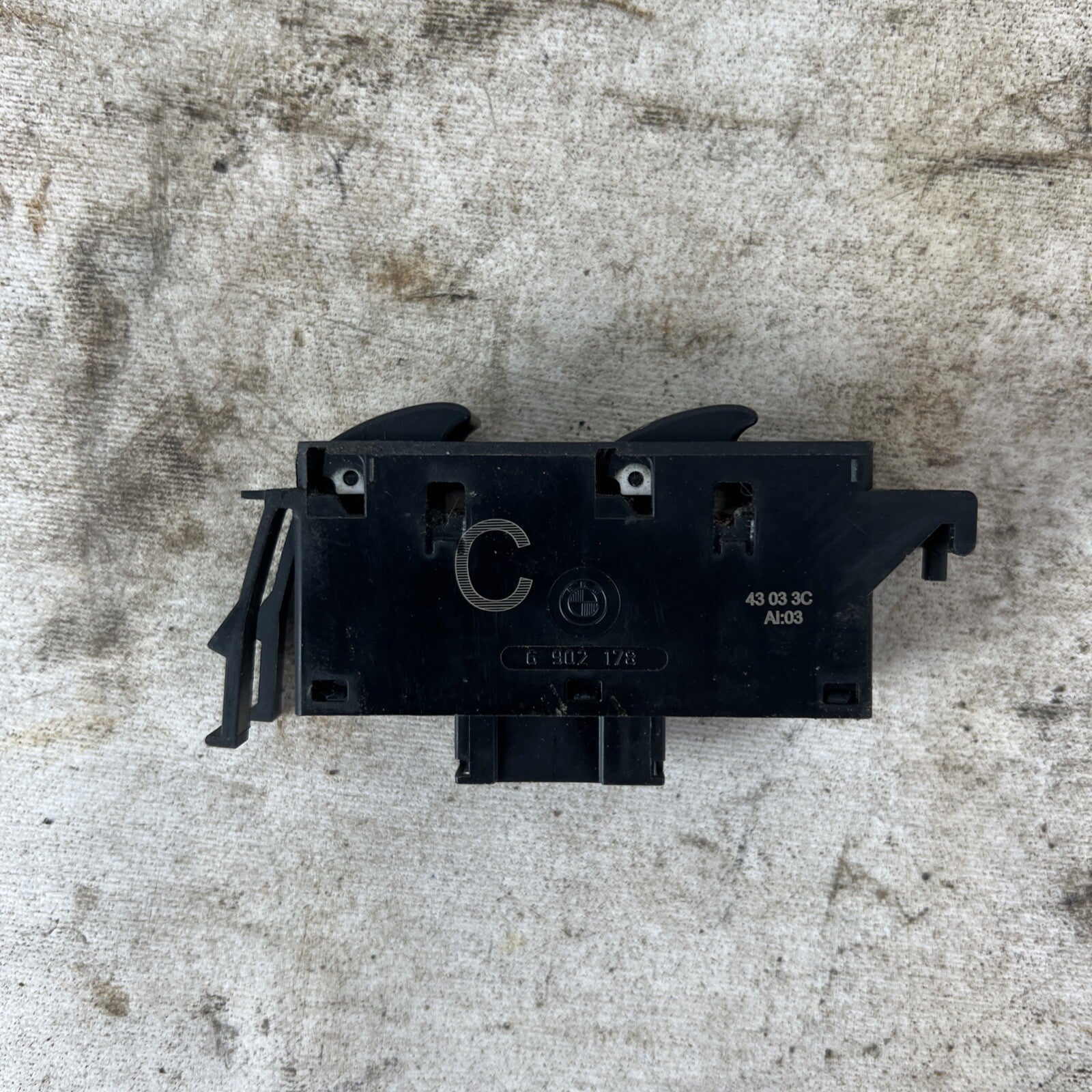 1999-2006 BMW E46 325i 328i 330i Ci M3 Window Switch RH Right Passenger OEM